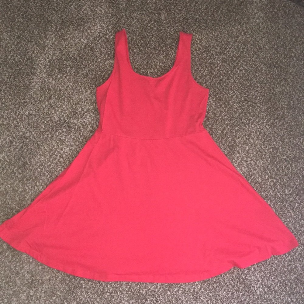 Dress - Picture 4 of 6